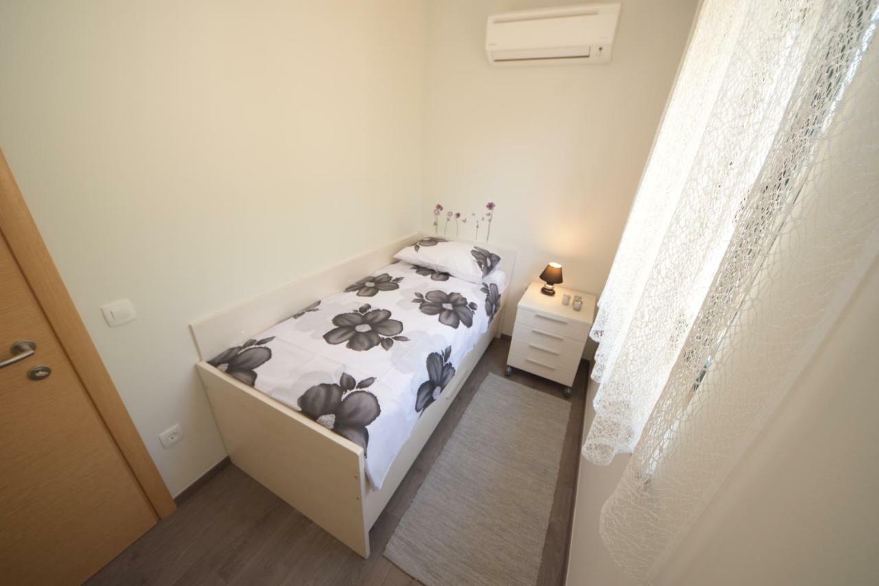 Apartmani Dora I Kati Orebić Dış mekan fotoğraf