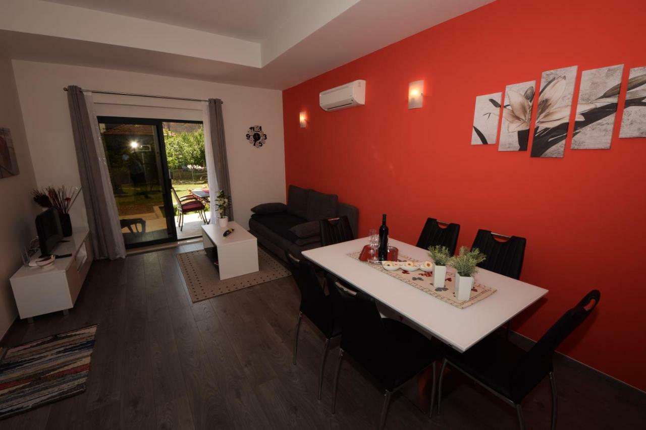 Apartmani Dora I Kati Orebić Dış mekan fotoğraf